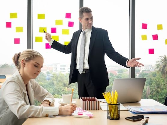 Jak skutecznie zarządzać projektami IT w organizacji – praktyczne strategie i metodyki